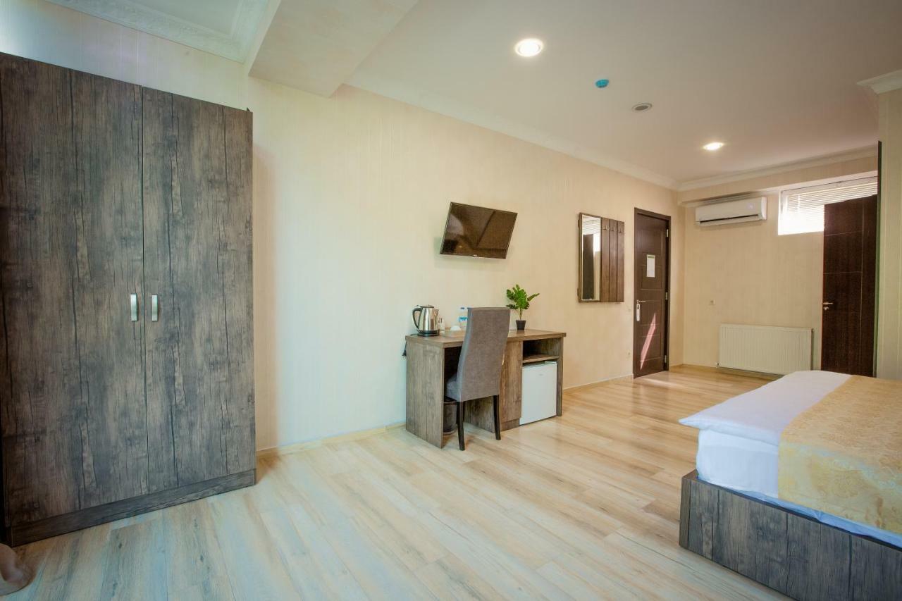 Hotel Comfort Tbilisi ภายนอก รูปภาพ